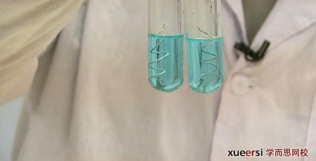 金属钠的化学实验 13534811733375.jpg
